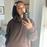 Sayani Gupta Instagram - Catching some morning light & chilling in my uniform! Thank you @airbnb for a warm cozy stay in #melbourne Oh and the neighbour’s cat! 🦘🤎🥥 Fitzroy, Melbourne