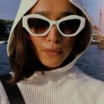 Sayani Gupta Instagram - Solo 🕶️👒🎧