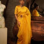 Sayani Gupta Instagram - 💫 @raw_mango @amrapalijewels @makeupartist_prasenjit 💛