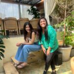 Sayli Patil Instagram - Us being us ♥️:) Celebrating this amazing human on her birthday. Today and always. Cheers to growing older, wiser and more fabulous together 🌸