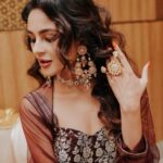 Seerat Kapoor Instagram - Me Time 💫 Outfit @shravankummar Makeup @makeupbykamaljeet Hair @kandco_beautylounge Jewellery @neesa.jewels Photography @thebiggday