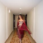 Seerat Kapoor Instagram - In this exquisite sari ensemble modified as a contemporary wrap around dhoti by the warmest and artistic @shravankummar It was an absolute honour to grace an appearance for the naksha bandi weavers and their craftsmanship. Thank you for having me ♥️ Makeup @makeupbykamaljeet Hair @kandco_beautylounge Jewellery @neesa.jewels Photography @atulyachitr @atulr