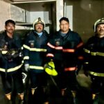 Shaheer Sheikh Instagram - Filled with so much gratitude, respect and reverence for these real heroes. Last night when the fire had spread across a building in Andheri West Shastri Nagar, Mumbai, the fire fighters reached in time and ensured that the fire came under control and helped evacuate people from the building. The on duty cops from the Oshiwara police station had also reached the location and were helping people evacuate the building. We were all doing our bit because our families were stuck, but the fire fighters and the cops took the onus to protect everyone there. To be able to assist alongside such professionals and eventually reuniting with my family was an emotional roller coaster. I just want to thank the #mumbaifirebrigade and @mumbaipolice for their sincere and heroic efforts to save lives. 🙏