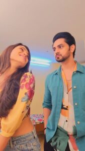 Shakti Arora Instagram - Kya main tumhe acha lagta hu?