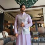 Shakti Arora Instagram - 😎 . . . Wearing @bharat_reshma Styled by @darshimehtaa