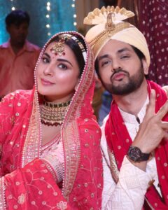 Shakti Arora Instagram - When it’s your 10th wedding in the same show and now you don’t care Why, When or With Whom it is… 🤣
#KyunkiYeMeraKundaliBhagyaHai #Preejun ❤️