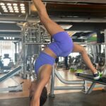 Shakti Mohan Instagram - A tree that bends in a storm doesn’t break 🌪️ 🏋🏽‍♀️ @lift_squat_push