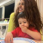 Shakti Mohan Instagram - Love of my life 👶🏻 My content source of joy Happy birthday my Aryamputtiii Chiku maasi is obsessed with you 🤩 Love youuuuuuuuu my Aryaaaaa, my baby beluga, ghuttapudiii and many other names I call him by 😆🫶🏼