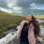 Shakti Mohan Instagram – Scotland high ⛰️