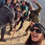 Shakti Mohan Instagram – An unforgettable trip 🏔️

Learnt to live in the wild 🌳🐾

Experienced what’s it like to live without network, electricity, washroom and for the very first time slept in sleeping bags 👀🏕️ 

It felt absolutely scary at first 🥶 but I slowly tried to adapt and had such a blissful time 💫

All thanks to @salmanyusuffkhan who organised this beautiful experience ✨ 
Super duper grateful for this 🙏🏻

Had the best company @saudkhan83 @aamiryusufkhan 🍃
Thanks to captain Geelani & his team ✌🏼
📸@ronnie.patiyal