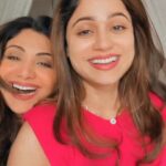 Shamita Shetty Instagram - Reel ki feel thi😍😍 Lekin lyric ka lip-sync nahin tha😂🤪 #MunkiTunki #sisterlove #reelsinstagram #trendingreels #trendingaudio #sundayfunday #sundayvibes