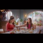 Shamita Shetty Instagram - Healthy khaana🌯 aur khaane ko healthy banaana🫓 Dono hi hain important, in this zamaana 🍽️ Aaj ka mera #MondayMotivation hai aapko bataana 💪 Ke #MunkiTunki ke paas ab hai, Nourish ke health ka khazaana 🤤♥️ @worldofnourish ka naya ad dekha? Dekho dekho!😍 #NourishTunkiMunki #SehnatKiSunoNourishHiChuno #MunkiTunki #ad #SwasthRahoMastRaho #Nourish #NourishAtta #healthyeating #IndianFood