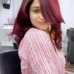 Shamita Shetty Instagram - Got me sme Pink! 🎀👧 Hair : @kantamotwani ❤️🦋 @ritesh.stylist @kromakaysalon 👗 : @chhapa_gj8 @oakpinionpr #vivamagenta #happyme #summercolors #flaming #love #gratitude #happiness #newlook