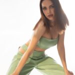 Shazahn Padamsee Instagram - 💚💫 Shot by @sashajairam Styled by @khyatibusa Makeup @nishisingh_muah Hair @swapnilkashid_