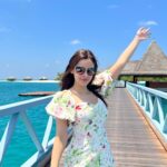 Shazahn Padamsee Instagram - Maldives! What a trip 🐠🌊 @conrad_maldives @thepravasitraveller #ConradMaldives #ThePravasiIslands #StayInspired #TheMuraka Conrad Maldives Rangali Island