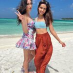 Shazahn Padamsee Instagram - Happiest in the ☀️ @conrad_maldives @thepravasitraveller Conrad Maldives