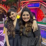 Sherin Instagram - #startmusic #sherin #priyanka #startmusic #vijaytelevision