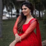 Sherin Instagram - love is insane! Imagine picking one person out of the millions of people and saying ‘everything my heart feels from now on, it feels for you. It skips a beat for you, aches for you, flutters for you and it breaks for you’ Love is not perfect, it’s chaotic at best! I wish each and everyone of you will find love that will make you question your reality, love that consumes you and love that gives you a million breathless moments. If you already have it, do not let it go and if you have had it and lost it, you know how the old saying goes - it’s better to have loved and lost, than to never have loved at all. Happy Valentine’s Day! Photographer - @crackjackphotography Designer - @labelswarupa Makeup and hair - @kaviyaartistry_off Earrings - @original_narayanapearls #cookuwithcomali #cwc #tamil #cooking #red #salwarsuits