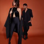 Shibani Dandekar Instagram - 🖤MOST STYLISH COUPLE 🖤 Thank you @hindustantimes @htcity This is an honour for two people that barely leave the house or get out of their pj’s 🤣 @faroutakhtar 🫶🏾 HMU @inherchair @azima_toppo photos by @tanvivoraphotography @balenciaga @magdabutrym @viangevintage #htmoststylishawards #HTMS2023