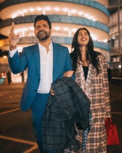 Shibani Dandekar Instagram - There is just nothing like sport! To witness people come together in support of their team is pure magic! The energy in the stadium last night was electric! What an experience and what a game! ManCity you were 🫶🏾 all the best in Istanbul! 

photos by the greatest @sebporter 
Thank you 💙 
@etihad #etihad 
@mancity #mancity 

outfit by my girl @kanikagoyallabel @goyalkanika 🤍
Farhan’s Coat @sshomme 
Shoes @dmodotofficial