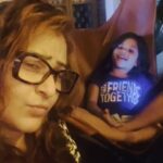 Shilpa Shinde Instagram - #Funtimes with my favourite Siya❤😁She is so adorable❤ @kesharwani3356 #reelsinstagram #thursday #thursdayvibes #shilpashinde #reels #trending #instareels #kidslove #singing #kids #entertainment #explorepage #funnyvideos #thursdayspecial #gadar2 #masti #meinniklagaddileke #reelsvideo