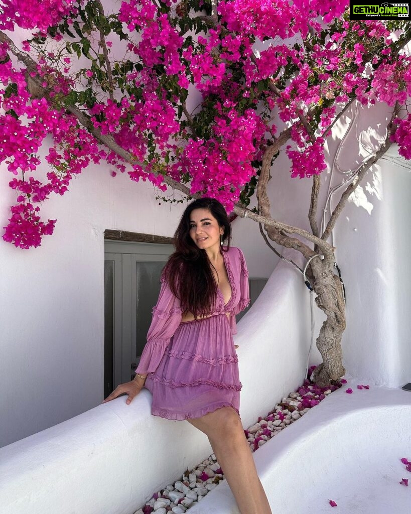 Shonali Nagrani Instagram - Mykonos : You are one of my favourite things in the whole wide world :) #Greece #travel #travelphotography #traveler #mykonos #mykonosgreece Mykonos, Greece