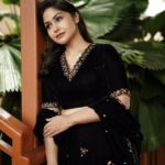 Shritha Sivadas Instagram - Mua @jo_makeup_artist Photography @kunjippaaru Costume @prakrithi_by_ramya Styling @stylestoriesbypriyanka Videography @_shutter__bug @yedukrishnan._ Jewellery @meralda.jewels Camera Assiatant @kedarhist_ Location @crowneplazakochi Crowne Plaza Kochi
