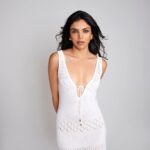 Shriya Pilgaonkar Instagram - 🕊️ Styled by: @yuktisodha Photographs: @mourya Hair & Make up: @makeupwali Wearing: @frisky.in Jewellery: @misho_designs, @kefi_co & @she.ela.jewel Shoes: @charleskeithofficial Hat: @myaraaindia #Summer #White #YuktiXShriya #ShriyaPilgaonkar #Gold