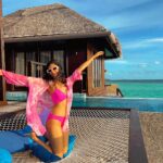 Shriya Pilgaonkar Instagram - Pinks & Blues 🧜‍♀️💗 @coco_resorts X @pickyourtrail #TravelGram #Traveldiaries #Neon #IslandLife #Barbiecore #Pink #Maldives 👙 @flirtatious_india Coco Bodu Hithi Water Residences