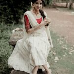 Shruthi Rajanikanth Instagram - Onam 🌾❤️ 📸 @athuldev._ Mua @nobles_makeover Costume @elize_designs Ornaments @alameen_fashion_jewels Styled @styledbysavu Edits @the_______survivor Hill Palace Museum