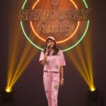 Shruthi Rajanikanth Instagram - Something #seriouslyfunny is cooking 🧑‍🍳😂 thank you @imvishnuashok ❤️ @mazhavilmanoramatv