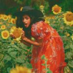 Shruthi Rajanikanth Instagram - Let them bloom once again so that we can steel the nectar 🌿🌻🌼 📸 @nomadic_frames Thiruvankulam