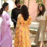 Shrutika Instagram - When with the best of friends😍 ..automatically the kid in us revives from no where!..best of people give u the best moments in life to cherish 😍 At the sets of our very.faaav #cwc tonight @vijaytelevision Reel @dhanush__photography #cwc #memories #memoriestocherish #reels #reelsinstagram #instagram #tamil #reality #realityshow #television #vijaytv #friendship #friends #friendshipgoals #friendsforever #crazy #happy #spreadpositivity