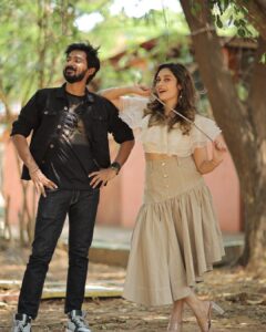 Shrutika Instagram - 🤗🤗🤗
@shrutika_arjun @abhirami_official @roshniharipriyan @actormuthukumar 

📸 @dhanush__photography 

#cwc #vijaytelevision #cookwithcomali