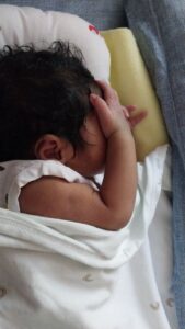 Sneha Sreekumar Instagram - Precious moment ❤️
we r blessed with a baby Boy ❤️

#babyboy #precious #lifeofamom #happymoments #happylife #reelsinsta #reelsinstagram #reelsuploodingtime #reelsuplod