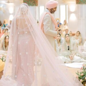 Sonnalli Seygall Instagram - Sabr & Shukr 🙏🩷

ਸਬਰ  ਸੁਕਰ