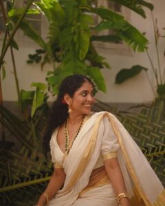 Srinda Instagram - ഓണം പൊന്നോണം ✨♥️

Jewellers @kalyanjewellers_official 
📸 @parvathy.prasad_ 
HairMakeup @amal_ajithkumar