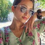 Srinidhi Ramesh Shetty Instagram - Exploring Krakow old town in our style✨️🫣 Absolutely an impromptu day out plan, which turned out to be one of the best with my fabulous ladies✨️💛 @naughtynatty_g @jo_annstrauss 😚🫂