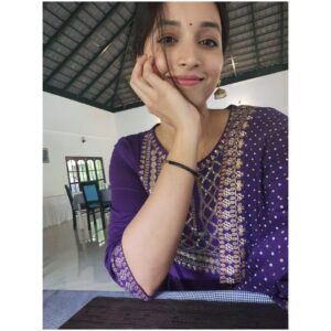 Srinidhi Ramesh Shetty Instagram - That's my 'waiting for the food' face 🫡🍛🪻