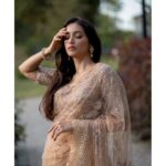 Srinidhi Ramesh Shetty Instagram - ✨️🌿🫶🏻 Saree @taruntahiliani Stylist @niru05_raghupathy Accessories @sonisapphire Photos @kroplaczasu Hair @mk_fryzjer Makeup @nam.cosmetics