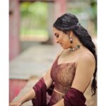 Srushti Dange Instagram – Got that desi feeling! 🍁🍂

Designer @sindira_by_swethaindiran 
Styled @swethaindiranstylist 
Makeup @hairandmakeupbynive 
Hairdo @vishaa_hairandmakeup 
Photographer @dhanush__photography
Jwellery @sankge 

#photography #happy #picoftheday #cute #srushtidange #like4like #travel #instagram #style #summer #srushti  #fitness #food #fun #srushtiidange 
#beauty #instalike #smile #cookuwithcomali #music #ootd #instamood #cwc #cookwithcomali #cookwithcomali4 #cookwithcomaliseason4