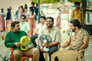 Sunil Instagram - On Set Fun with @harshachemudu and @syedsohelryan_official 😀

#ActorSunil #SunilasPolice  #TollywoodActors #onsetstills #Onsetlatestpics
#SunilComedy #LatestComedyscenes #SunilAsMaglamsrinu #MangalamSrinuInPushpa #SunilLatestPics #LatsetPicsOfSunil #comediansunil #pushpa
#SunilLatestMovie #SunilLatestStills #SunilAsVillan