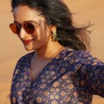 Surabhi Lakshmi Instagram - Amazing views of the desert Thankyou: @avinashchoochiphotography Styling: @rashmimuraleedharan Wearing: @z.clothn jewellery: @anokhi_priyakishore Special thankz : @nikhilahmed @alhindbc #dubailife #dubai #dubai #explore #surabhilakshmi #dubai #dubaifashion #dubaiinstagram #dubaidowntown #dubaitravel #mydubai #uae #uaelife #uae #instagood #likesforlike #followforfollowback #instapost #alhindtravels #malayalam #kozikode #dubailifestyle #mallugram #instalike
