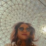 Surabhi Lakshmi Instagram - I got a pocketful of sunshine kisses 🌞🧿 Travel partner & 📸: @rashmimuraleedharan 🤍 #dubai #dubaitourism Grand Mosque,Abudhabi