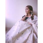Swathi Reddy Instagram - Puvullu from a day four bouquet to add to Videshallo desi veshalu. ( spelling kshtallu ) @desitude