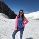Swathi Reddy Instagram - Sweatshirt gyaan. Post. Swipe. Remember. Lage raho. Engelberg, Switzerland