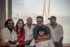 Tanvi Ram Instagram - Moments♥️

@judeanthanyjoseph 
@tovinothomas 
@asifali 
@chaman.chakko 
@akhilarakkal 
@mohandas_art_director 

#2018eveyoneisahero #2018successcelebration #happinesshigh #momentstoremember #2018