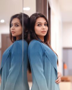 Tanvi Ram Instagram - "Your thoughts become things, choose the good ones."✨

Photographer- @unnisurendran 
Attire - @western_lady_ 
MUA - yours truly♥️