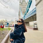 Tridha Choudhury Instagram - Missing the Sweater weather ♥️ #hellosummer #springsummer #missingwinter #winterishere #londoncity #londonfashion #londondiaries #travelwithtridha #stylewithtridha