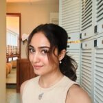 Tridha Choudhury Instagram - Knotty or nice ??? 🧵 #wellnessjourney #mindfullness #wellnesswarrior